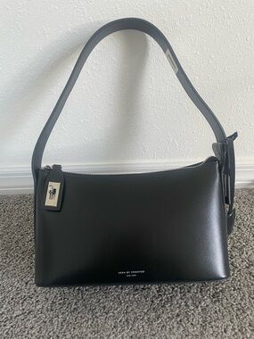 Vera by Verafied Black Leather Shoulder Bag